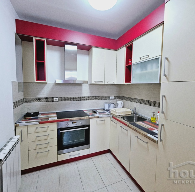 Stan Izdavanje Novi Sad  44 m2