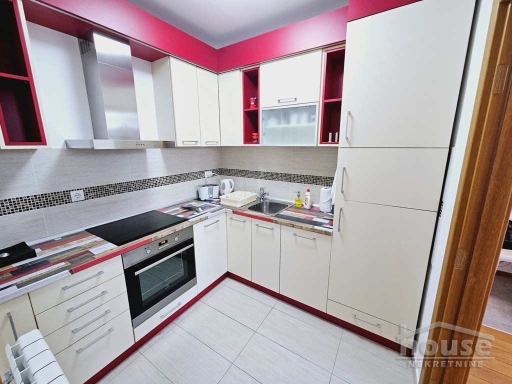 Stan Izdavanje Novi Sad  44 m2
