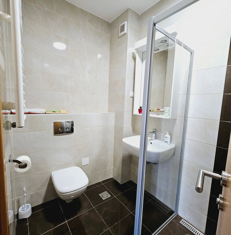Stan Izdavanje Novi Sad  44 m2