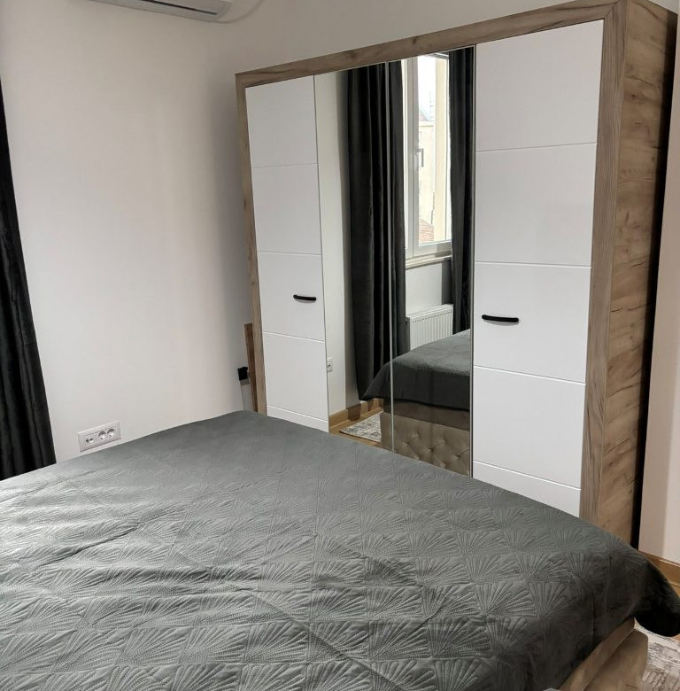 Stan Izdavanje Novi Sad  48 m2