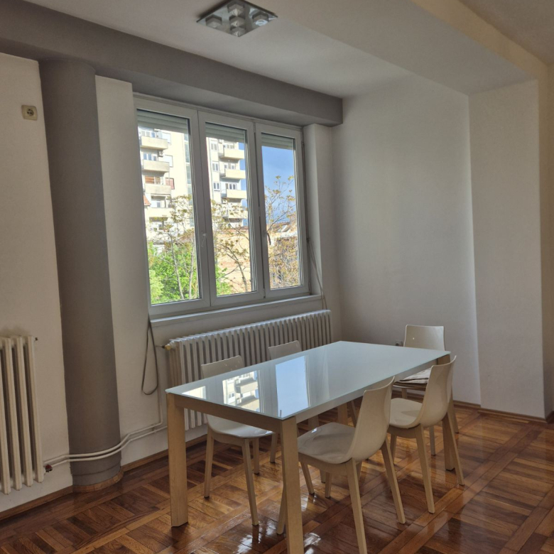 Stan Izdavanje Novi Sad  72 m2