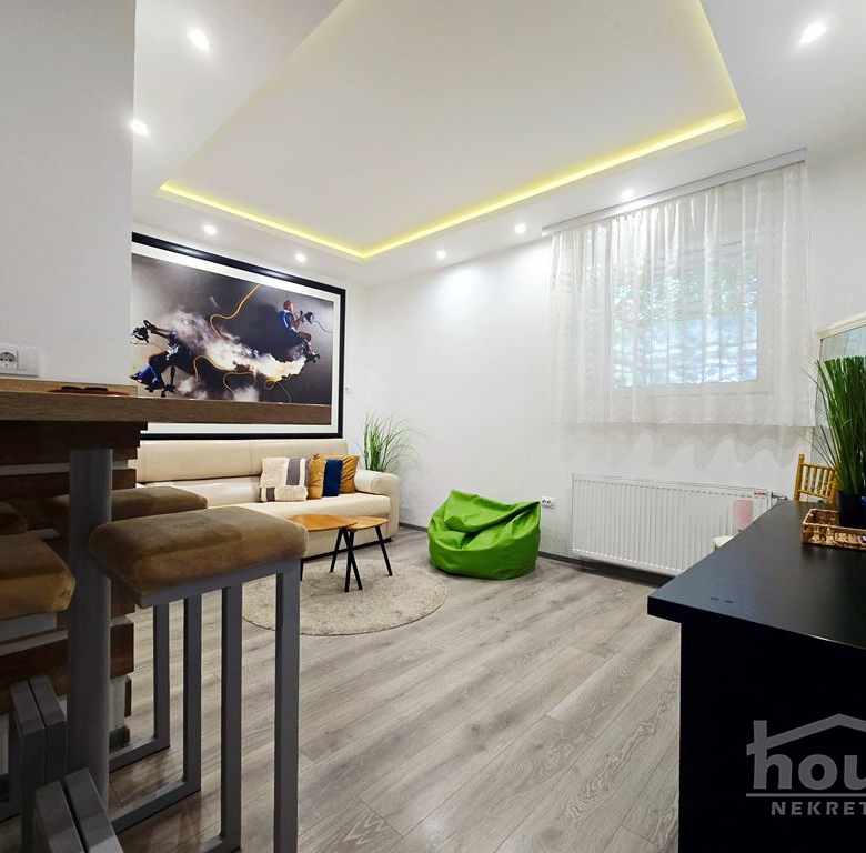 Stan Izdavanje Novi Sad  32 m2