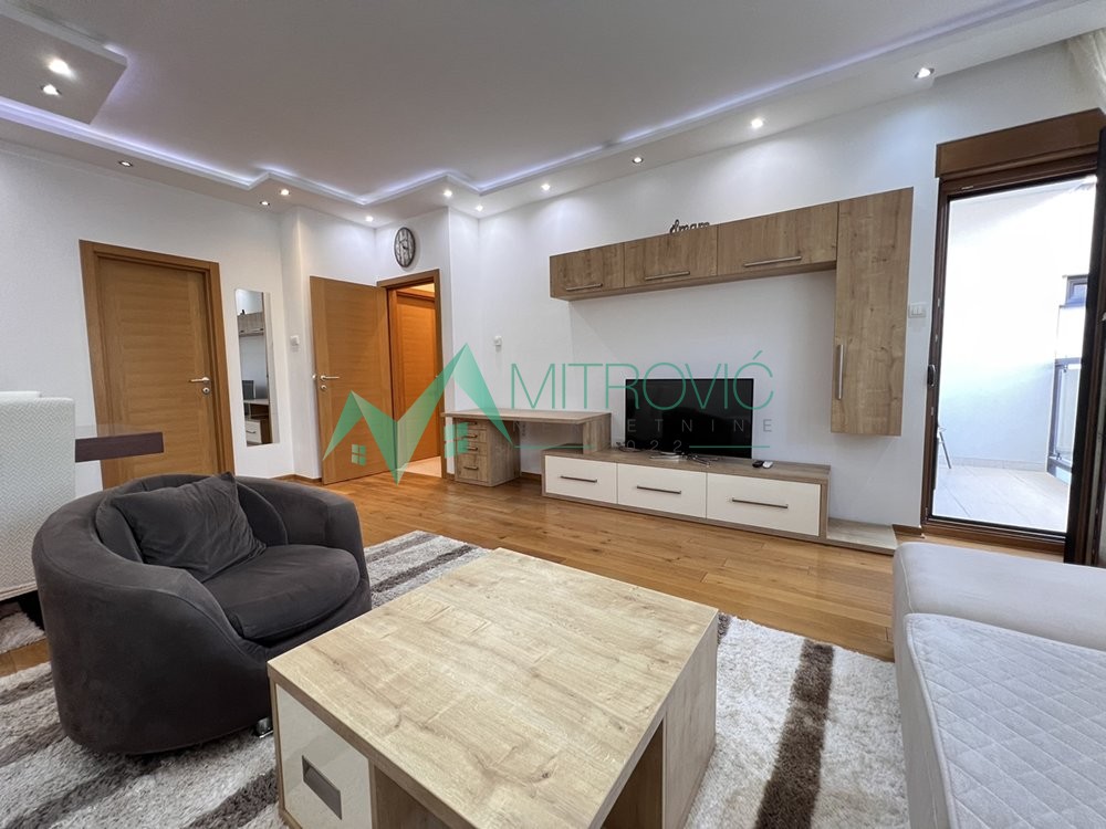 Stan Prodaja Novi Sad  52 m2