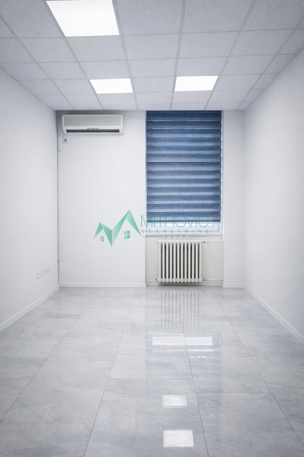 Lokal Prodaja Novi Sad  235 m2