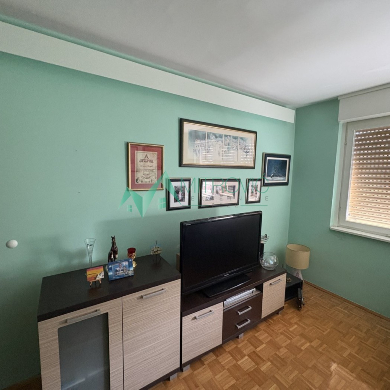 Stan Prodaja Novi Sad  50 m2
