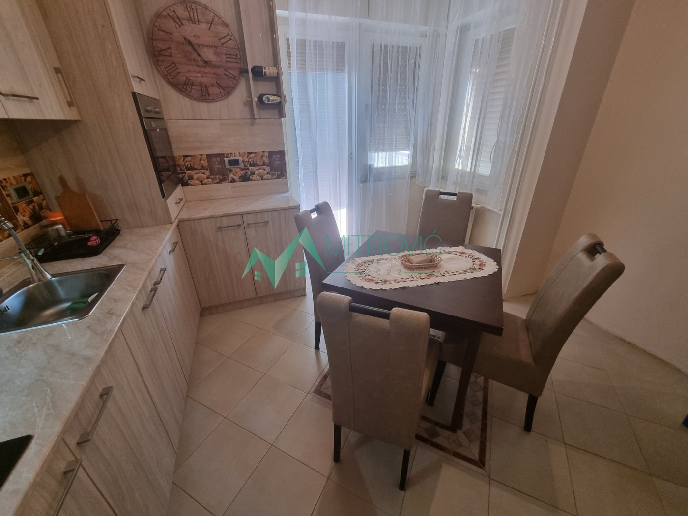 Stan Prodaja Novi Sad  50 m2