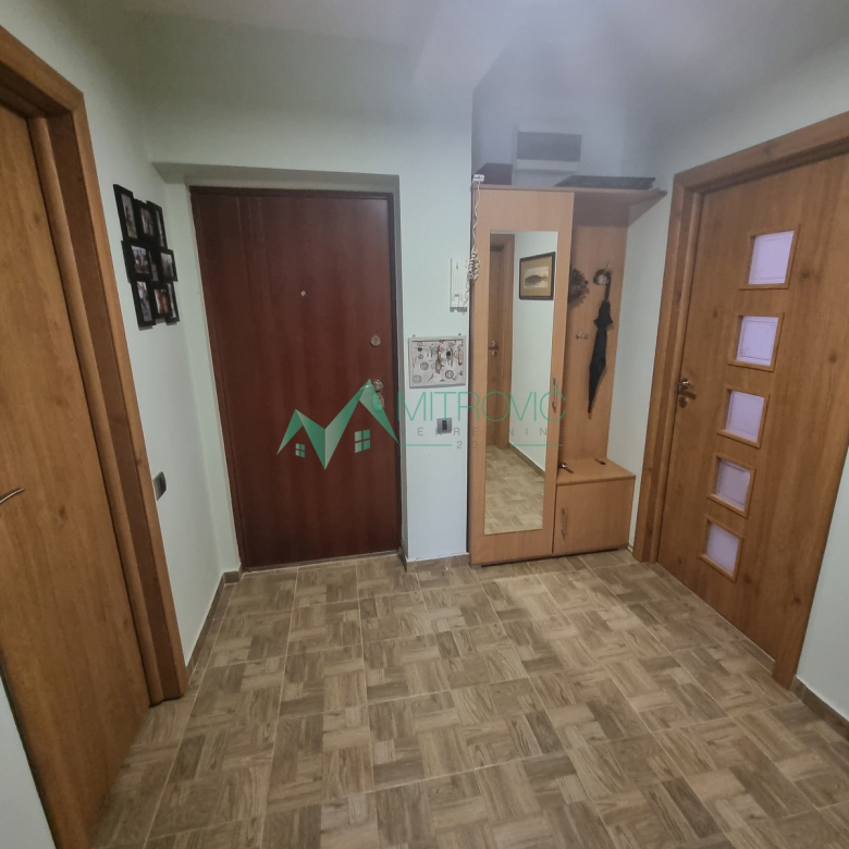 Stan Prodaja Novi Sad  50 m2