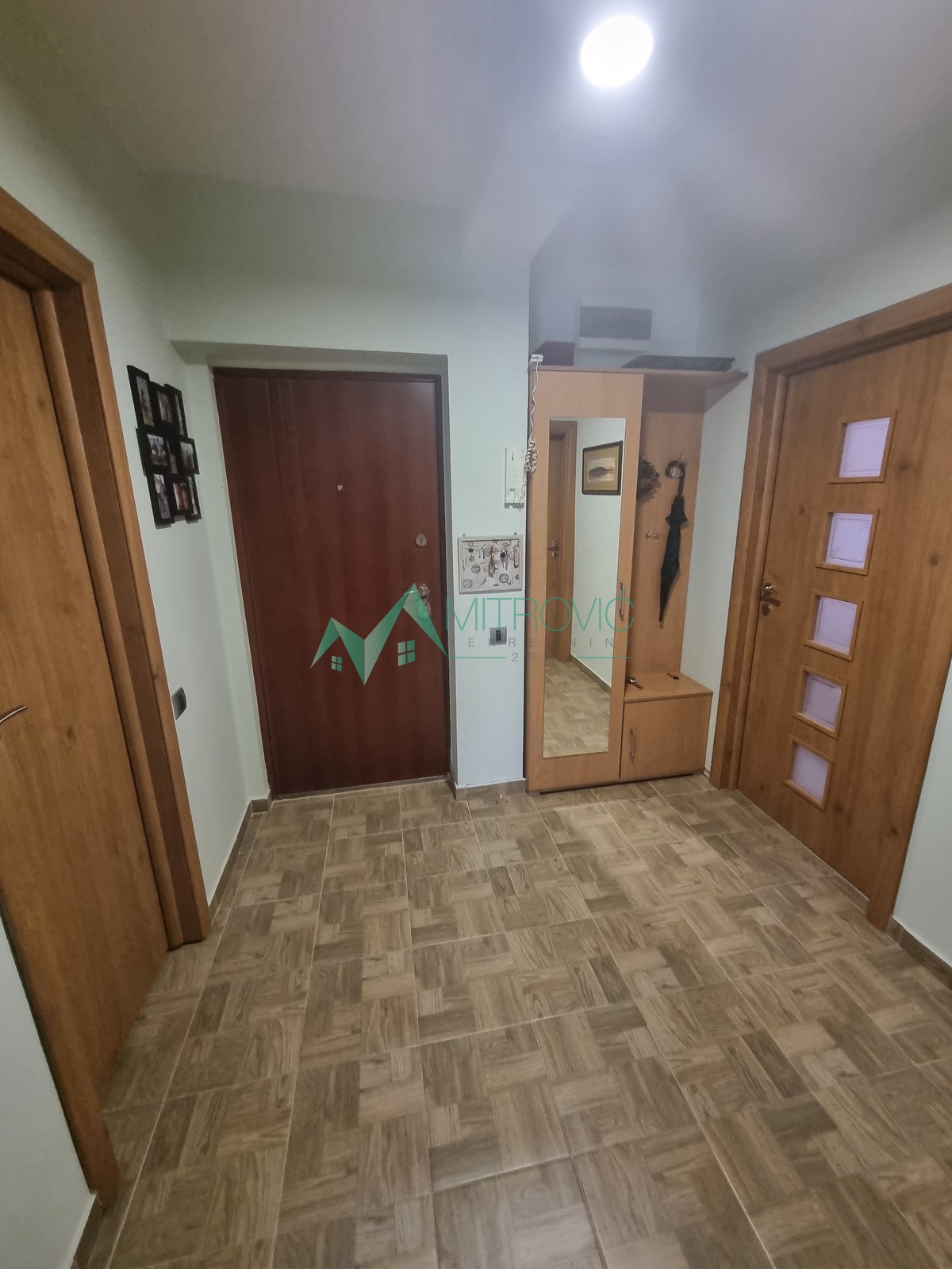 Stan Prodaja Novi Sad  50 m2