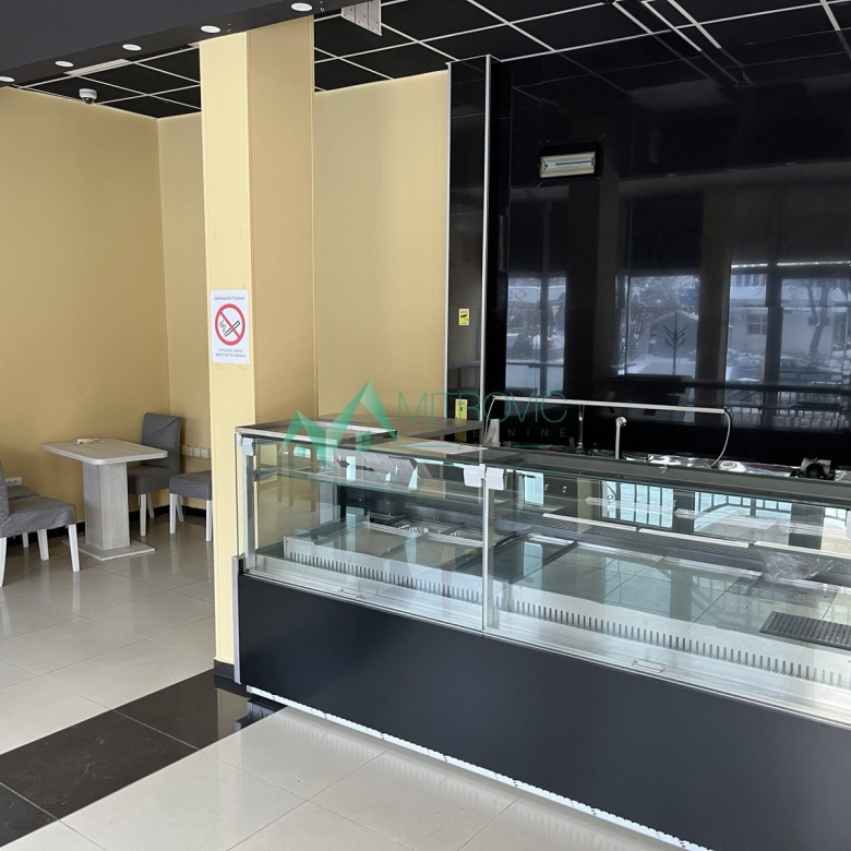 Lokal Prodaja Novi Sad  111 m2