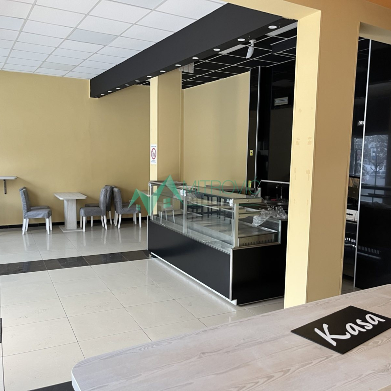 Lokal Prodaja Novi Sad  111 m2