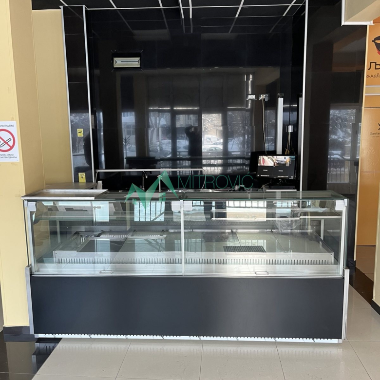 Lokal Prodaja Novi Sad  111 m2