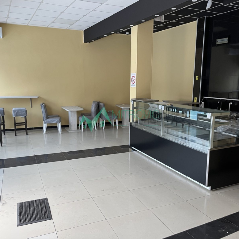 Lokal Prodaja Novi Sad  111 m2