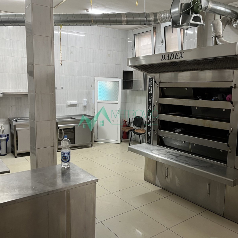 Lokal Prodaja Novi Sad  111 m2