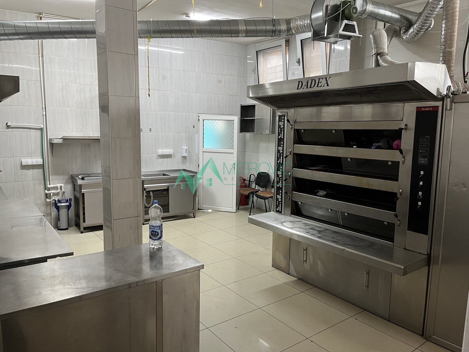 Lokal Prodaja Novi Sad  111 m2