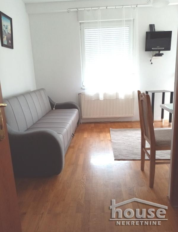 Stan Izdavanje Novi Sad  28 m2