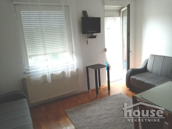 Stan Izdavanje Novi Sad  28 m2