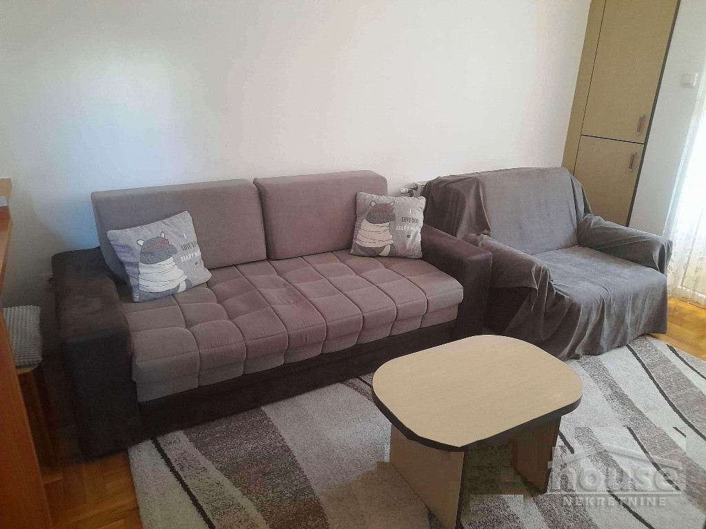 Stan Izdavanje Novi Sad  23 m2