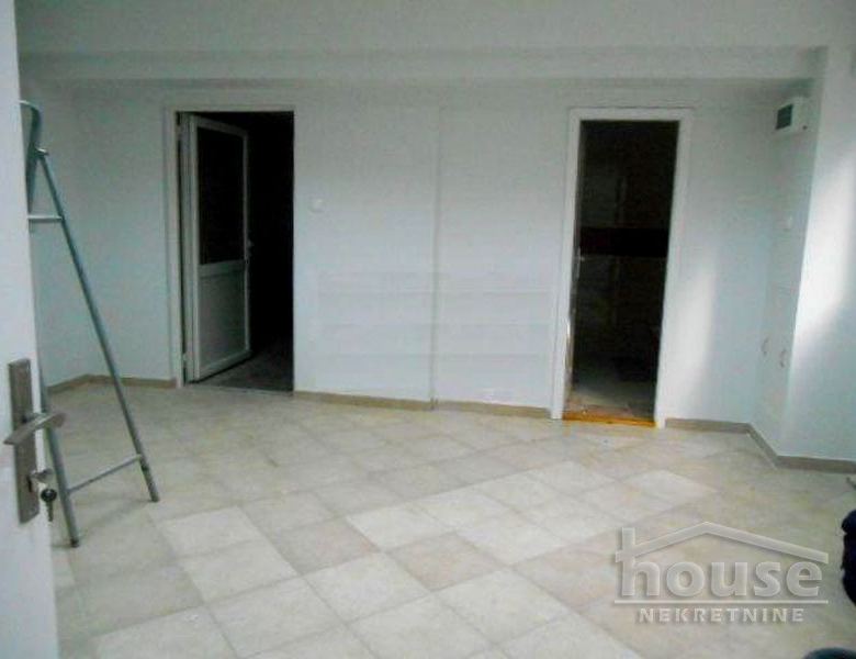 Lokal Izdavanje Novi Sad  110 m2