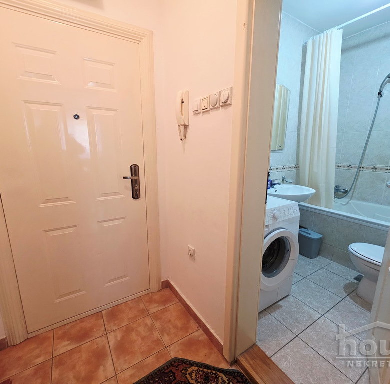 Stan Izdavanje Novi Sad  40 m2