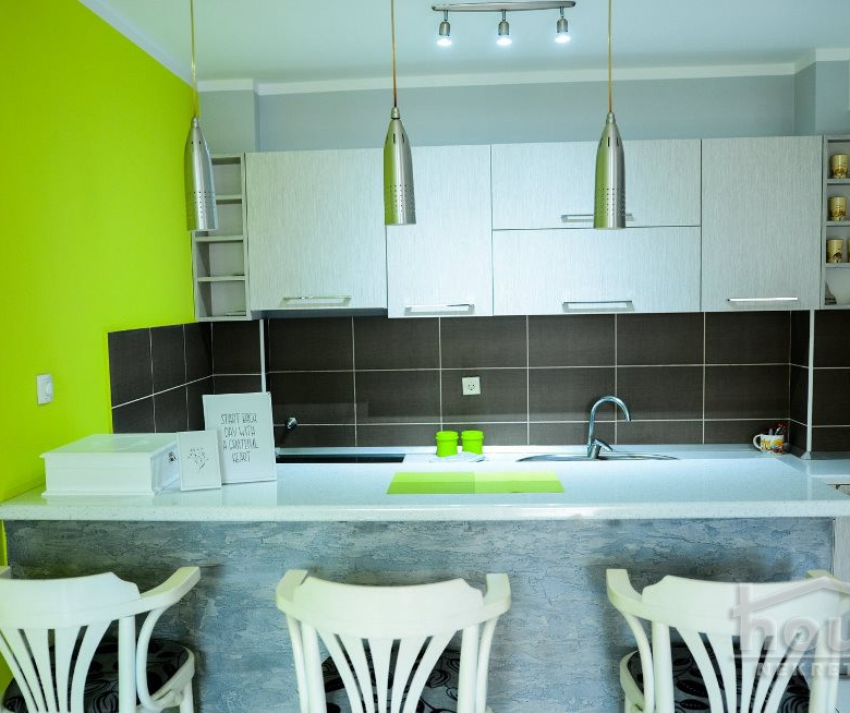 Stan Izdavanje Novi Sad  51 m2
