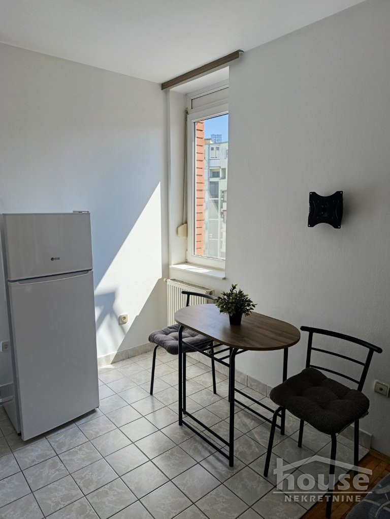 Stan Izdavanje Novi Sad  24 m2