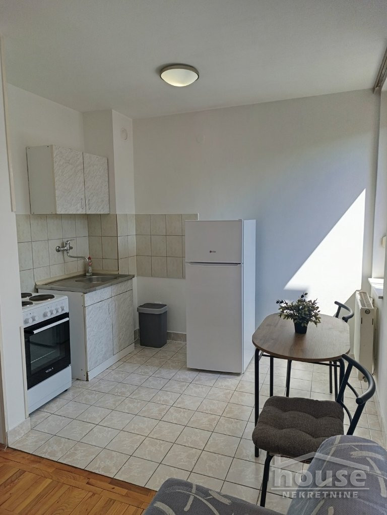 Stan Izdavanje Novi Sad  24 m2