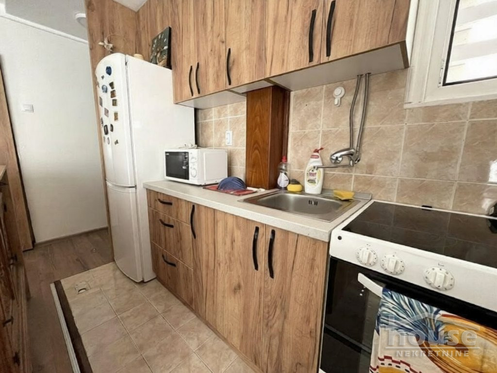 Stan Izdavanje Novi Sad  67 m2