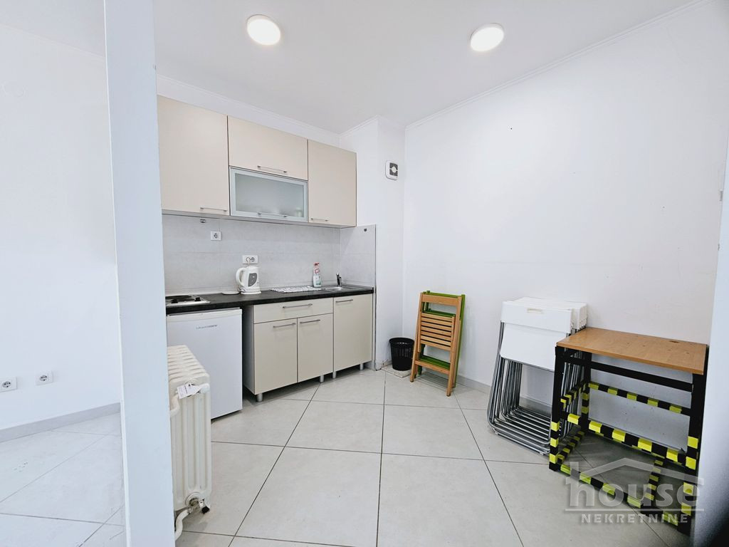 Stan Izdavanje Novi Sad  64 m2