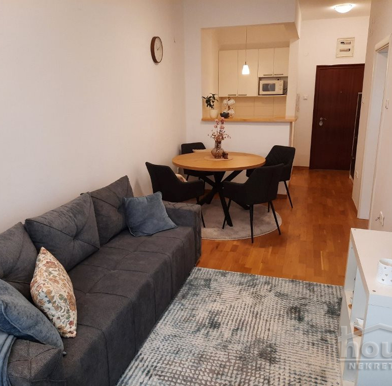 Stan Izdavanje Novi Sad  41 m2