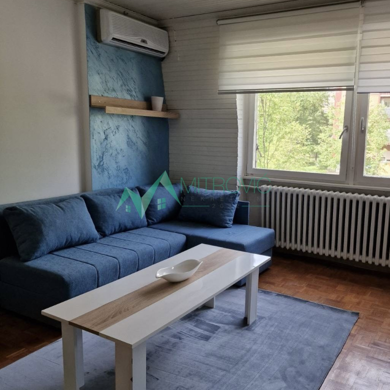Stan Prodaja Novi Sad  40 m2