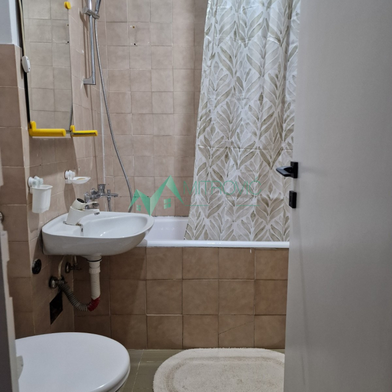 Stan Prodaja Novi Sad  40 m2