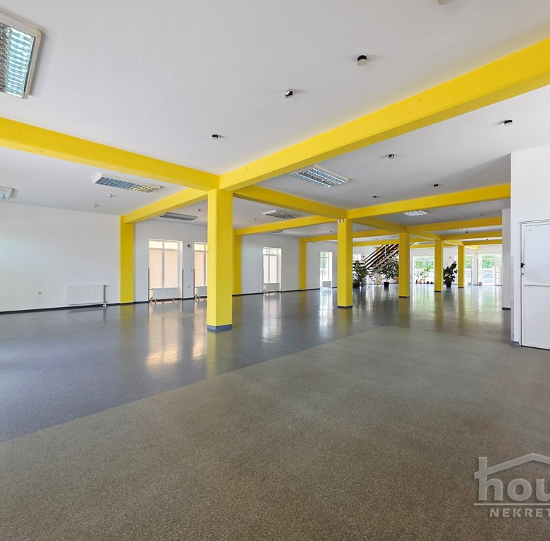 Lokal Izdavanje Novi Sad  720 m2