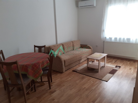 Stan Prodaja Petrovaradin  41 m2