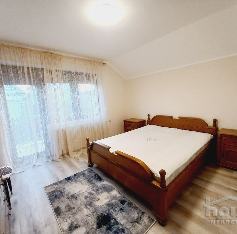 Stan Izdavanje Novi Sad  80 m2