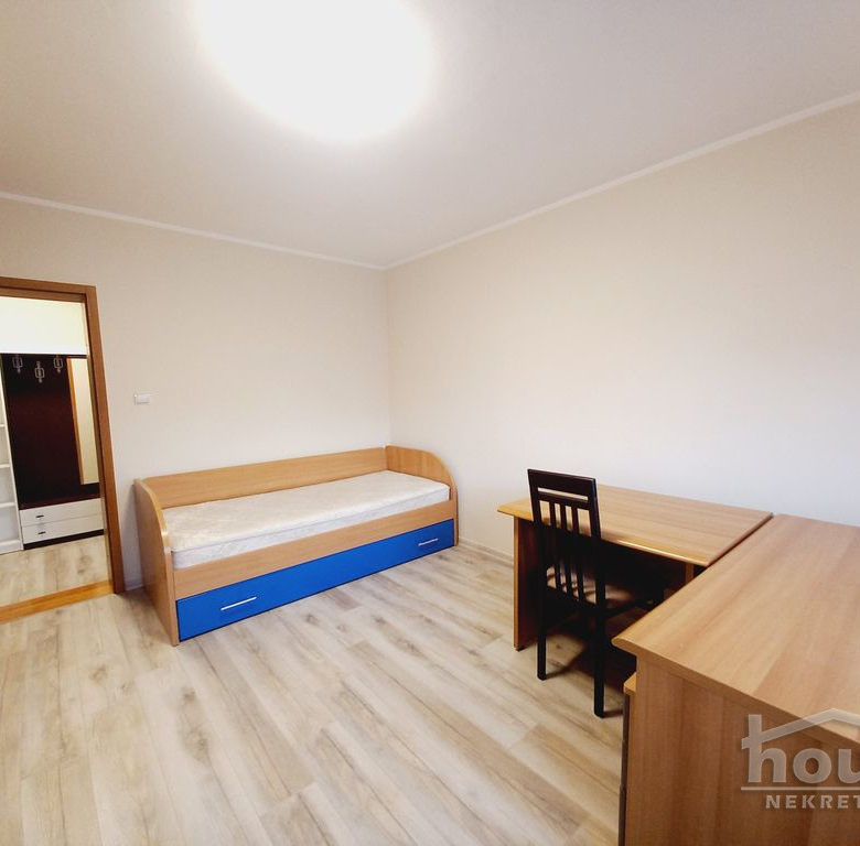 Stan Izdavanje Novi Sad  80 m2