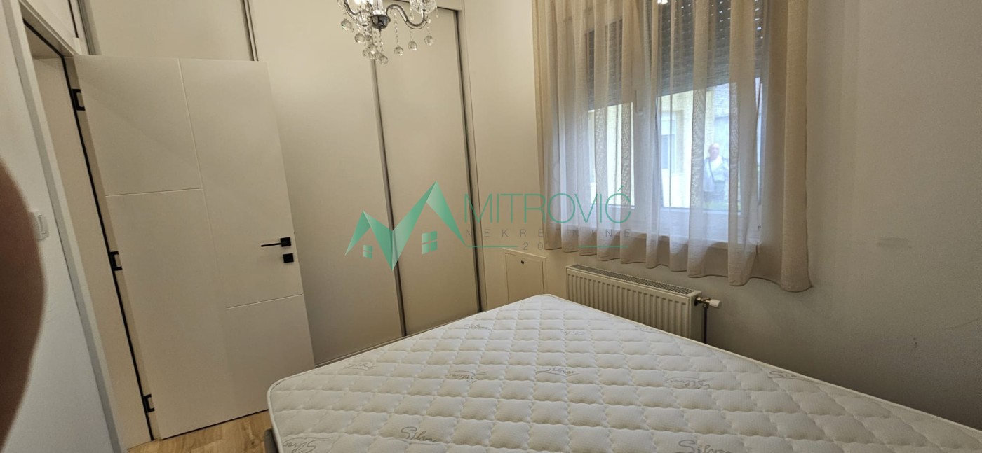 Stan Prodaja Novi Sad  40 m2