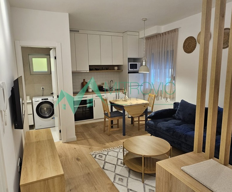 Stan Prodaja Novi Sad  40 m2