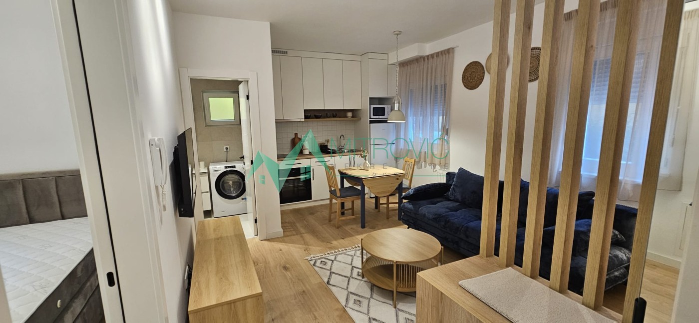 Stan Prodaja Novi Sad  40 m2