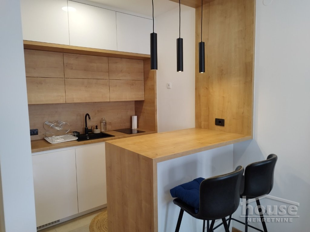 Stan Izdavanje Novi Sad  39 m2