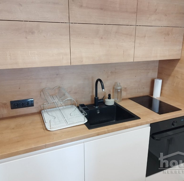 Stan Izdavanje Novi Sad  39 m2