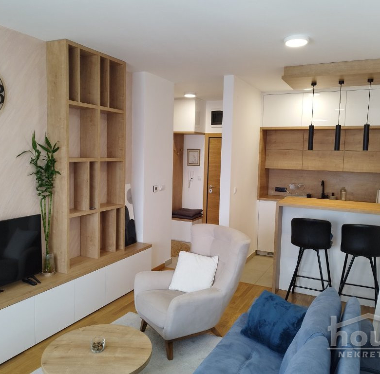 Stan Izdavanje Novi Sad  39 m2