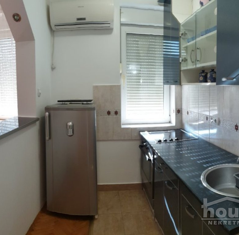 Stan Izdavanje Novi Sad  42 m2