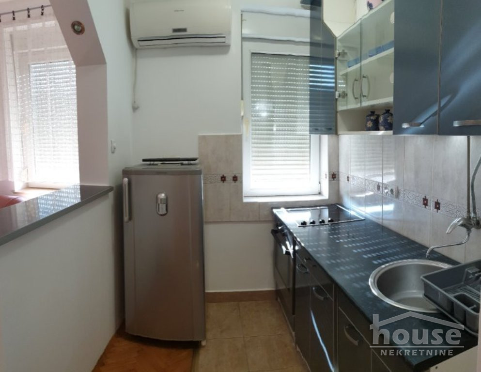 Stan Izdavanje Novi Sad  42 m2