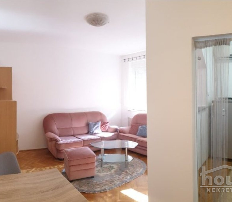 Stan Izdavanje Novi Sad  42 m2
