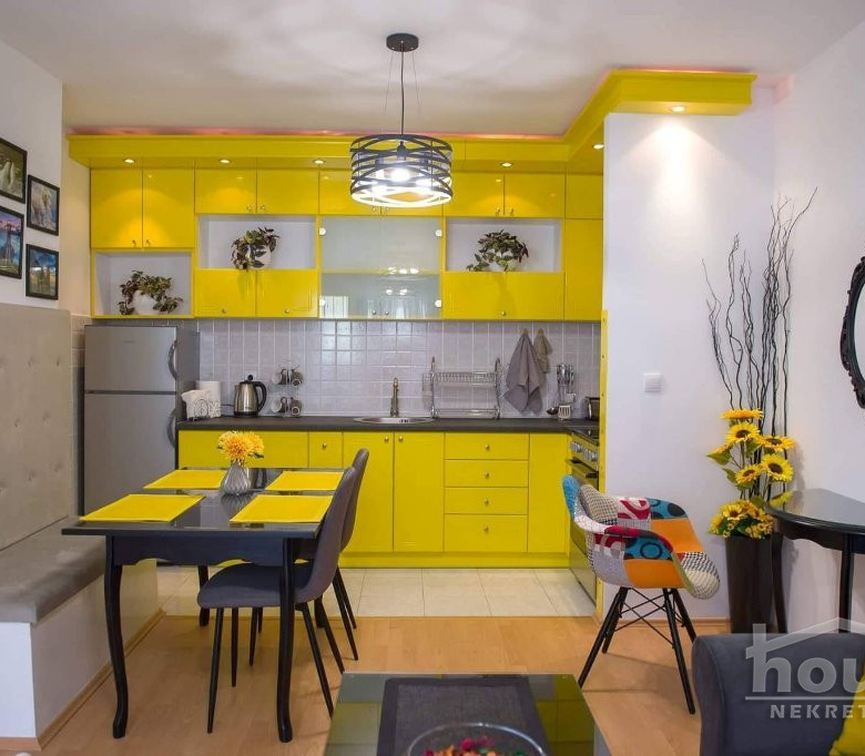 Stan Izdavanje Novi Sad  40 m2
