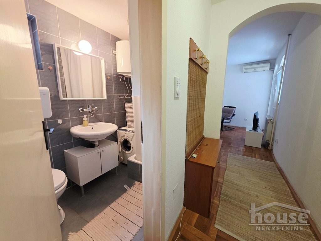Stan Izdavanje Novi Sad  28 m2