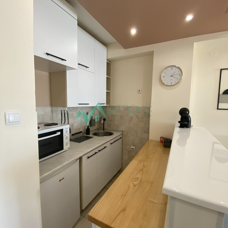 Stan Prodaja Novi Sad  48 m2