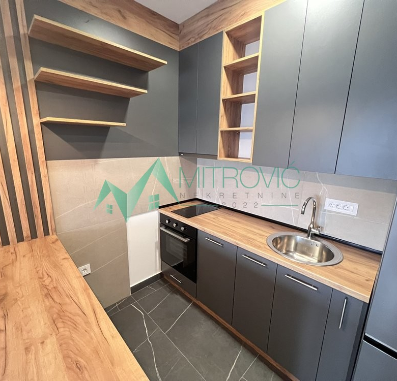 Stan Prodaja Novi Sad  45 m2