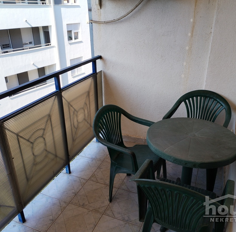 Stan Izdavanje Novi Sad  25 m2