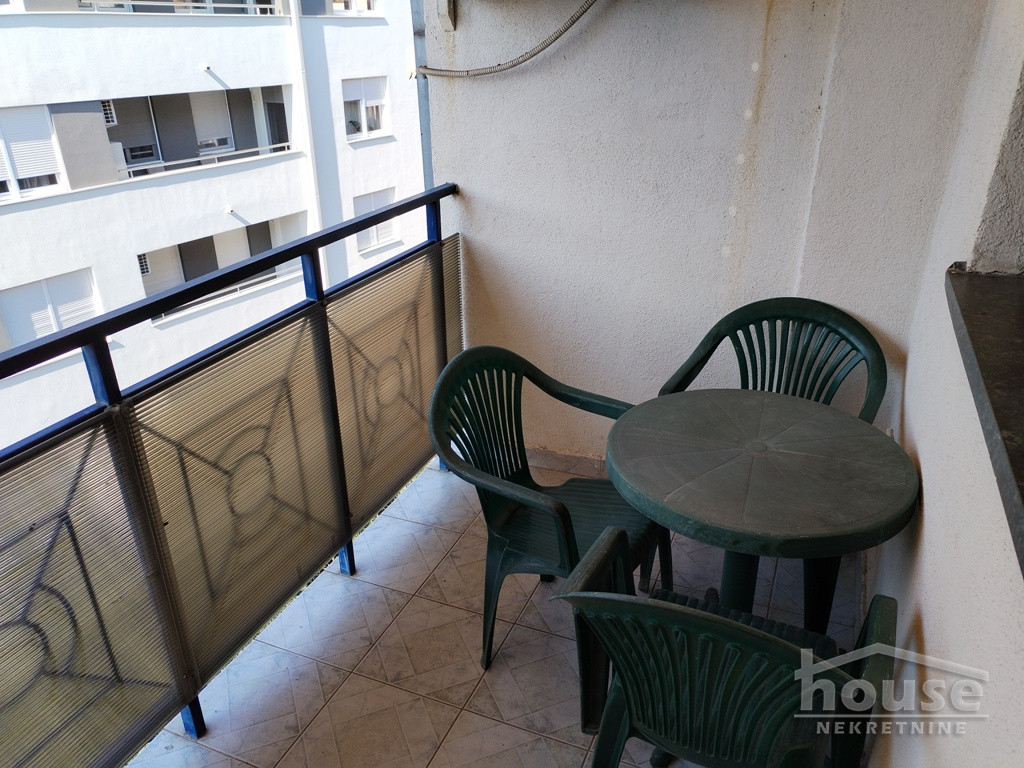 Stan Izdavanje Novi Sad  25 m2
